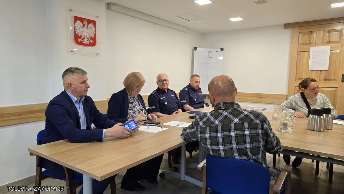 Spotkanie w Gminie Poronin na temat bezpieczeństwa publicznego