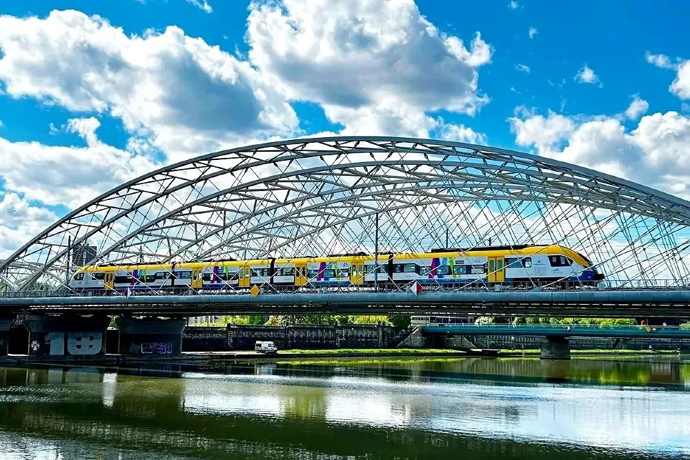 Promocje na transport w Małopolsce z okazji Dnia Dziecka i długiego weekendu